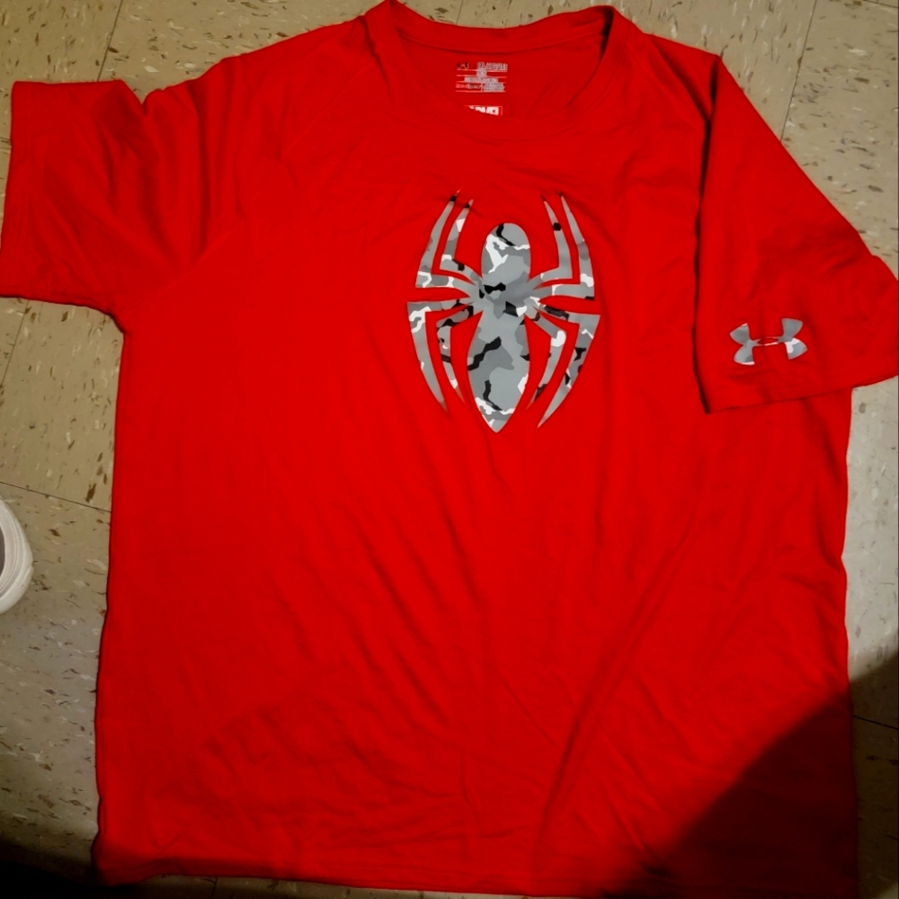 UnderArmour x Marvel HeatGear shirt 2xl